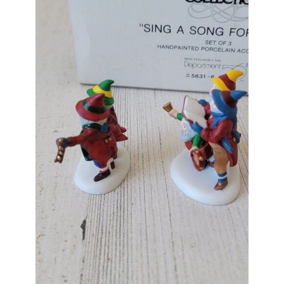 Dept 56 56316 Sing A Song For Santa village accessory xmas set - Picture 6 of 10